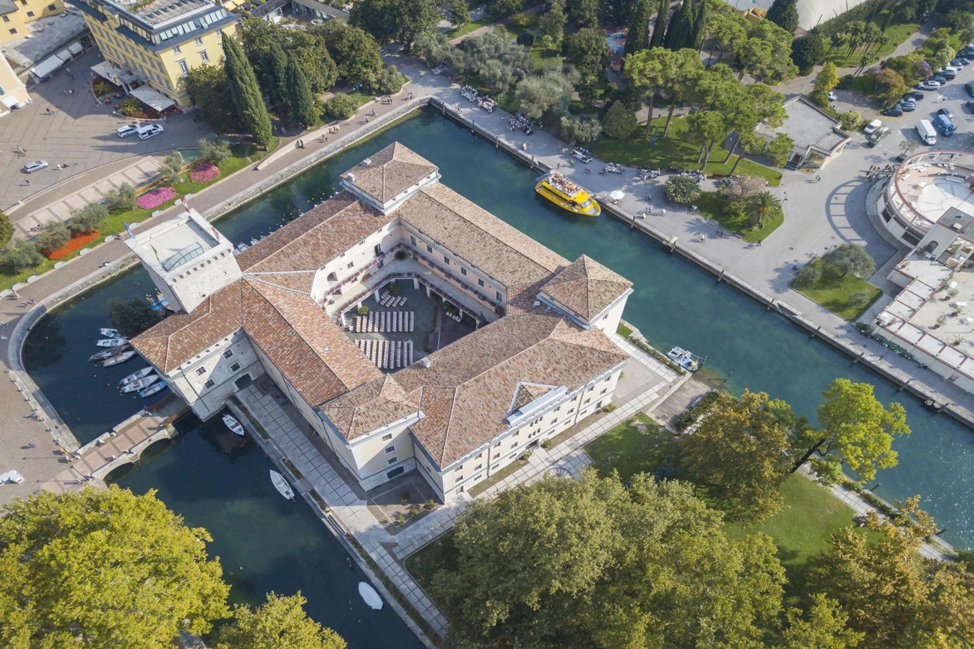 Appartamento Emma - Happy Rentals Riva del Garda Exterior foto